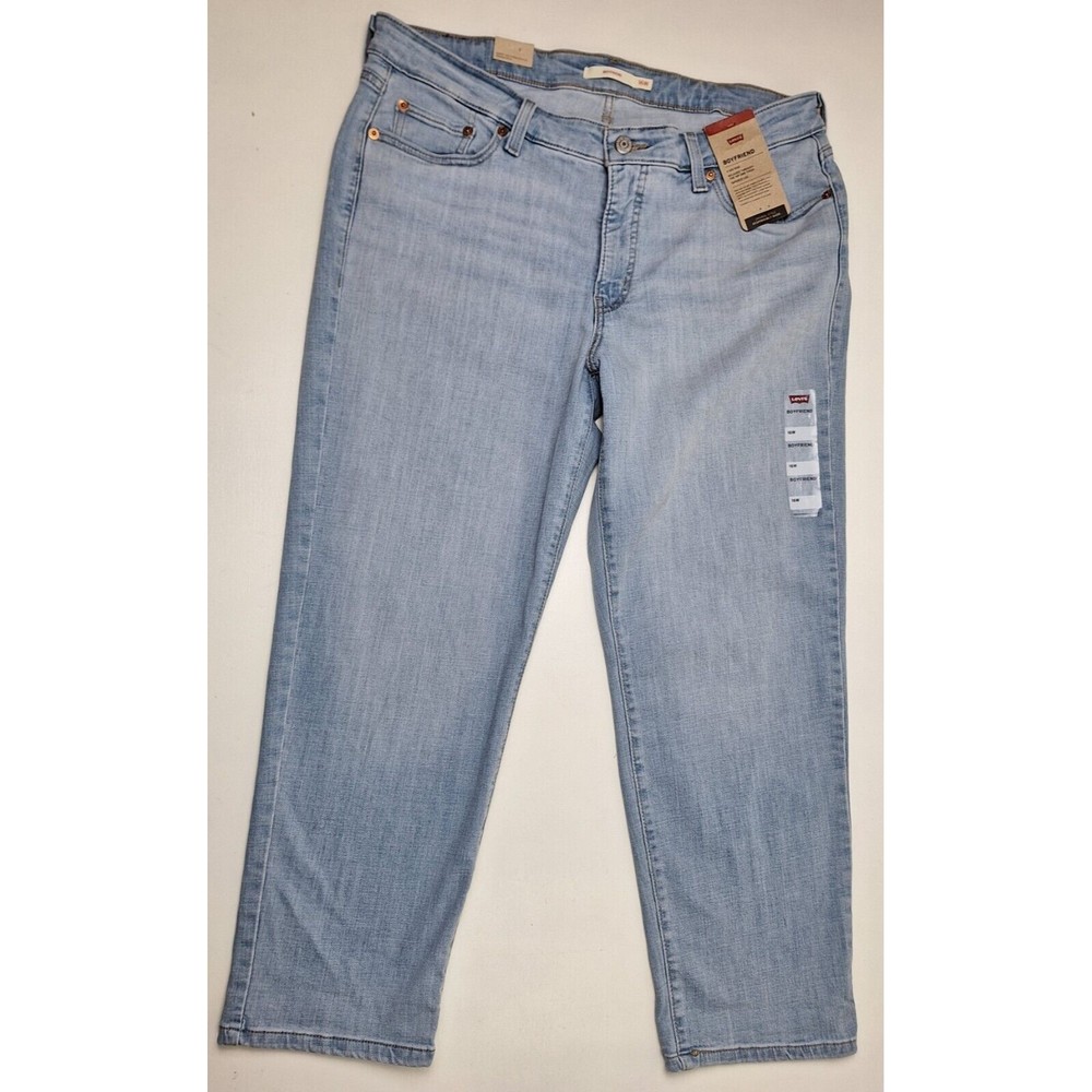 NWT! Levi's Mid Rise Boyfriend Tapered Jeans Light Wash Blue -Women's Sz. 16W
